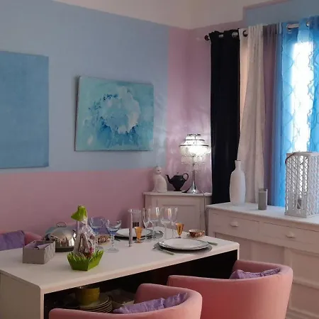 Exclusive Dans 2 Pieces 40 M2 Atypique Original Dans Grande Structure Type D'hote 80 M2 200 M Promenade Des Sejour Frühstückspension Nizza