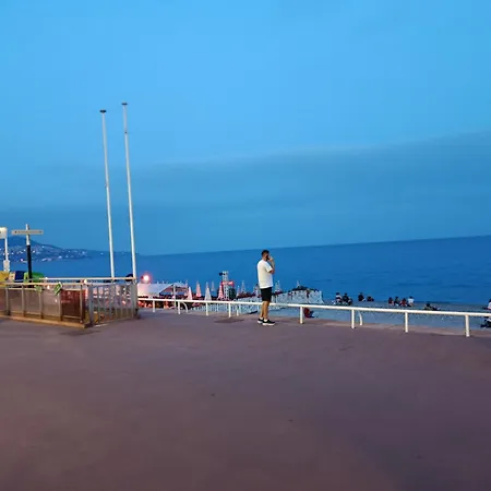 Nice Atypique Original Boheme Chic 200 M Mer Promenade Des Anglais, 200 M Des Plus Belles Plages De Nice Proche Negresco Апартаменты