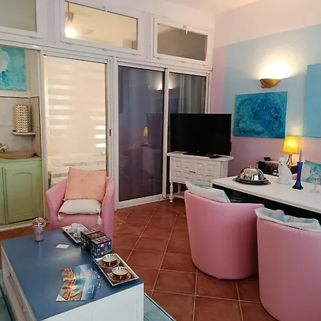 Sejour Chambre Sdbs Wc Exclusifs 2 P Original Atypique Chez L'Habitante Annie 200 M Mer Plages Promenade Des Anglais Nice * 니스