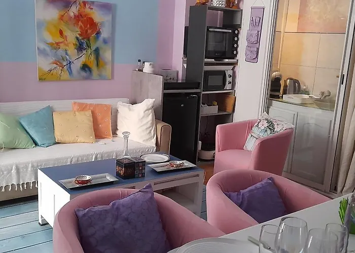 Bed & Breakfast Exclusive Dans 2 Pieces 40 M2 Atypique Original Dans Grande Structure Type D'hote 80 M2 200 M Promenade Des Sejour 4*